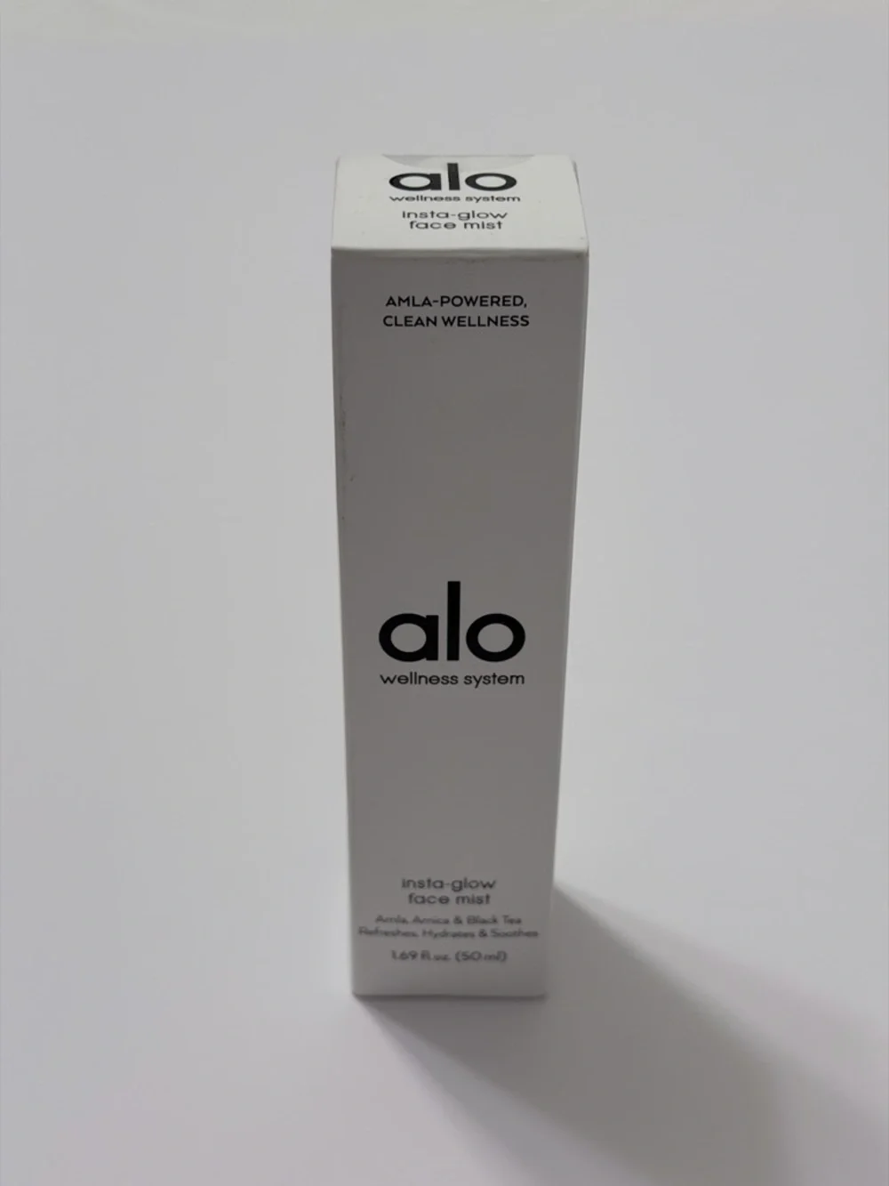 ALO Yoga NWT insta-glow face mist 50ml - Picture 2 of 5